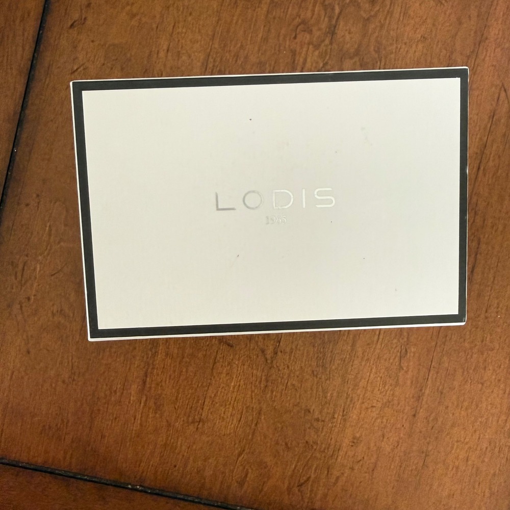 Lodis 1965 Womens Tan Premium Top Grain Leather RFID Bifold Wallet New in Box - Picture 2 of 7